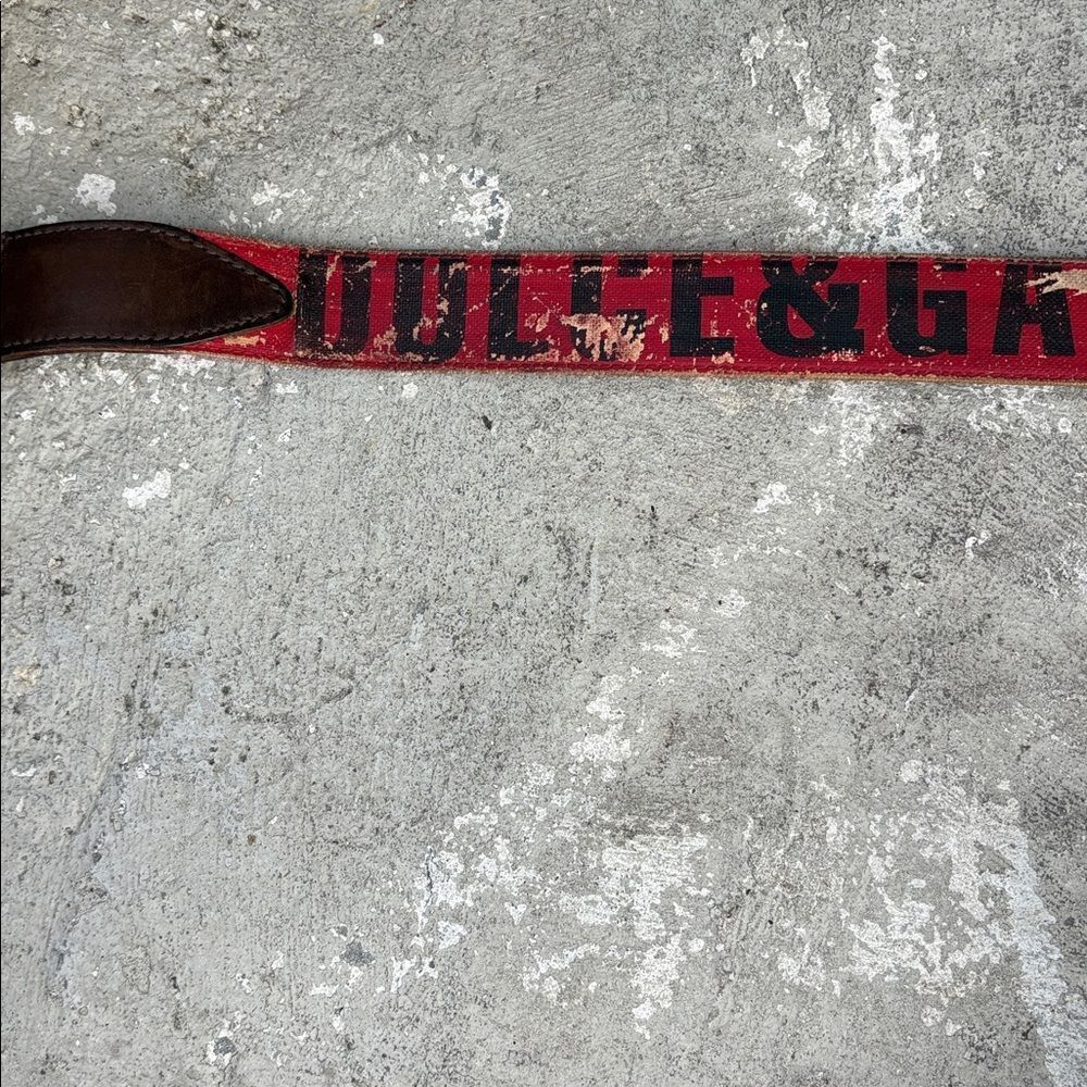 Dolce and Gabbana distressed red belt - Picture 7 of 9